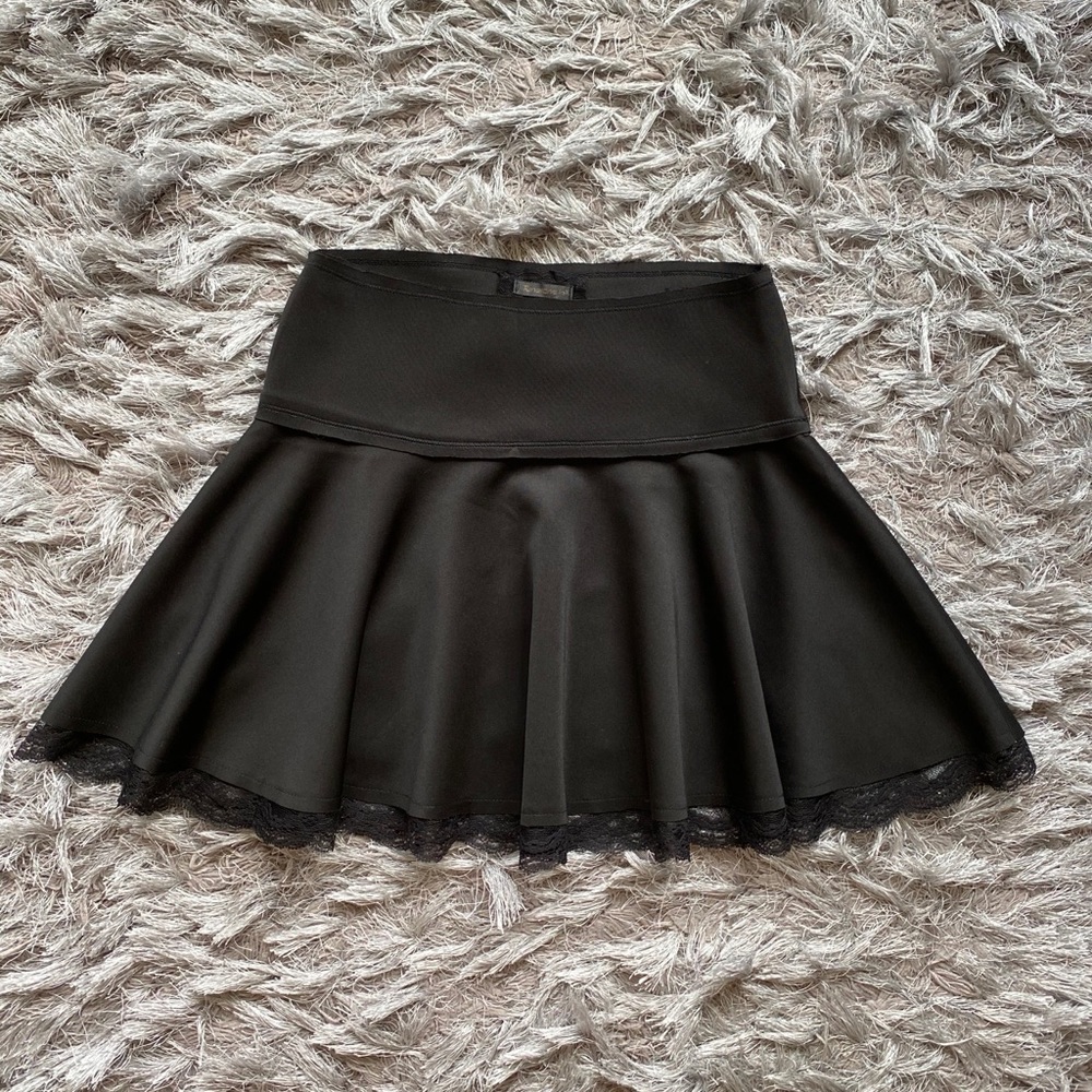 Black Skater Skirt Lace Trim. MADE IN ITALY🇮🇹 - Picture 1 of 4